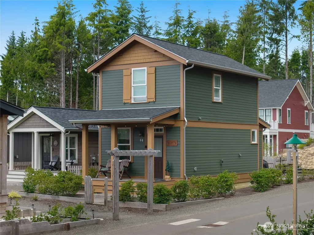 64 Bungalow Loop Pacific Beach WA 98571