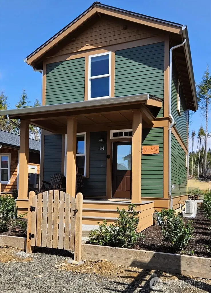 64 Bungalow Loop Pacific Beach WA 98571