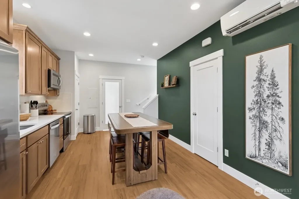 64 Bungalow Loop Pacific Beach WA 98571