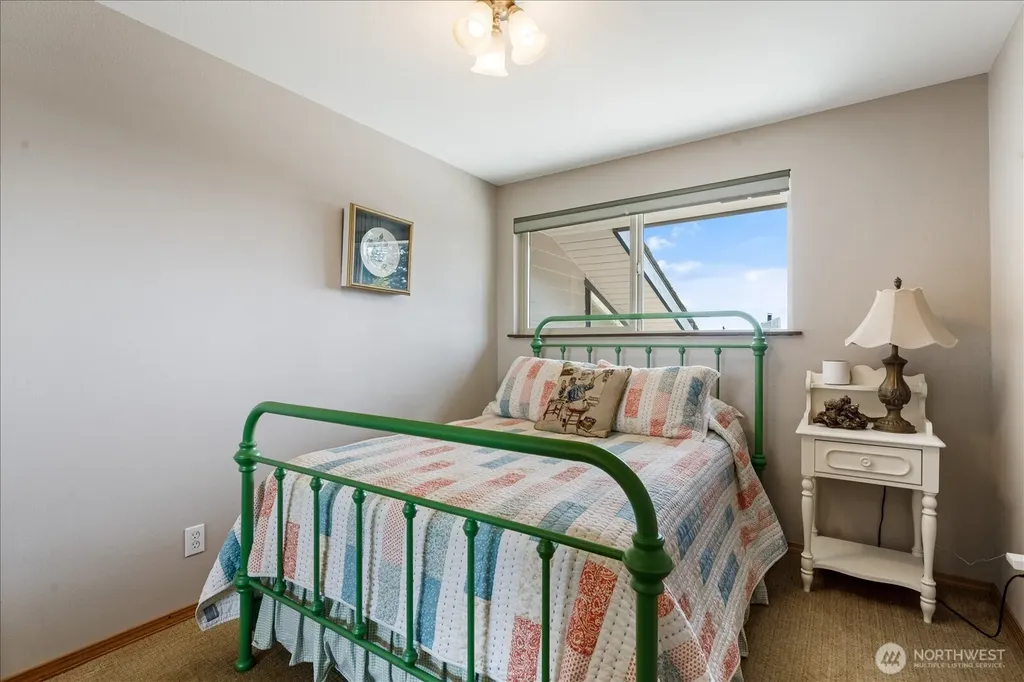 16459 Fairway Drive Burlington WA 98233