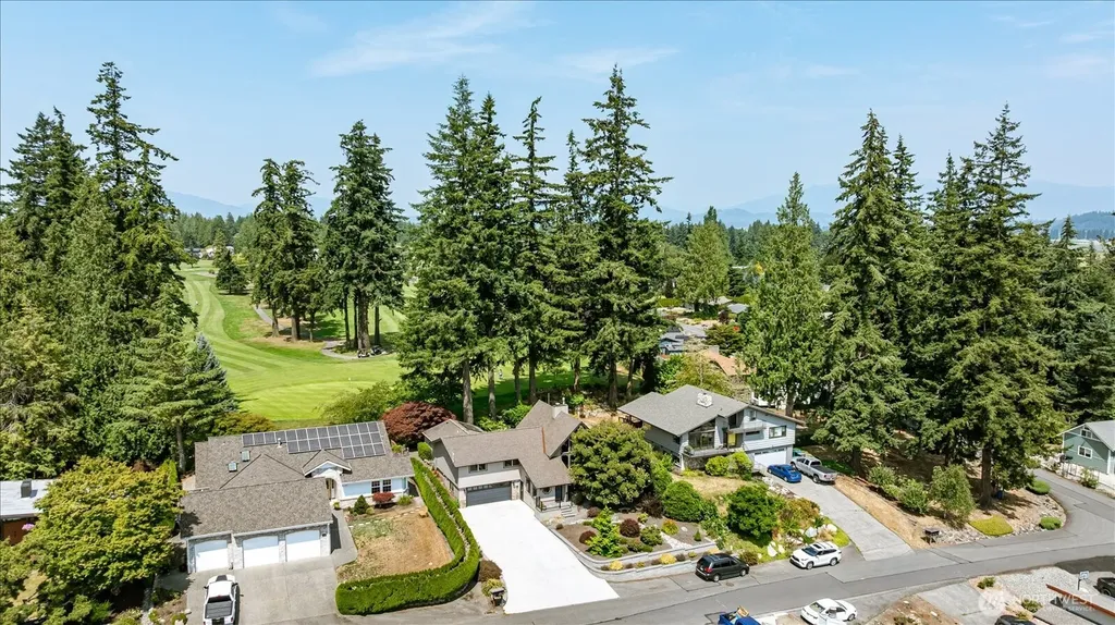 16459 Fairway Drive Burlington WA 98233