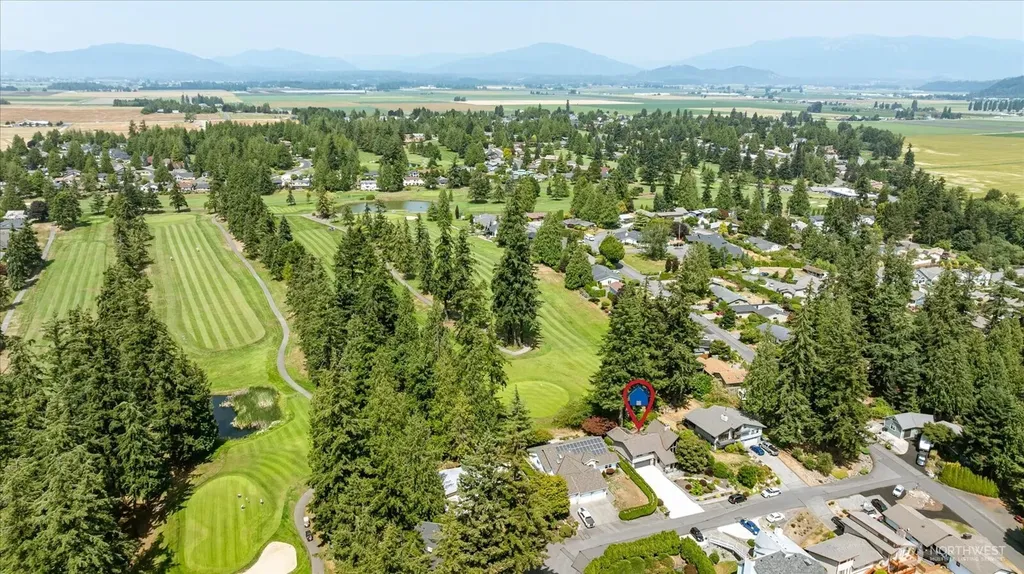 16459 Fairway Drive Burlington WA 98233