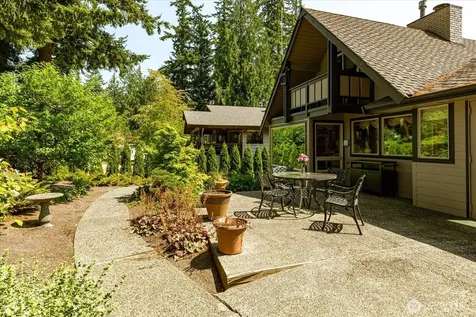 16459 Fairway Drive Burlington WA 98233