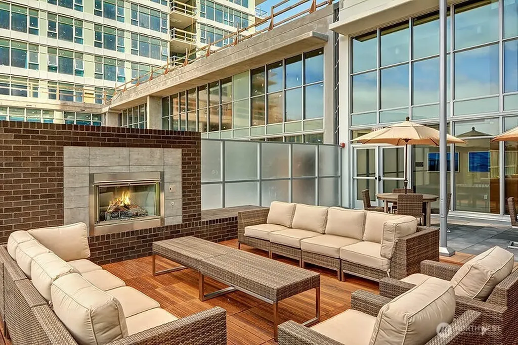 583 Battery Street Seattle WA 98121