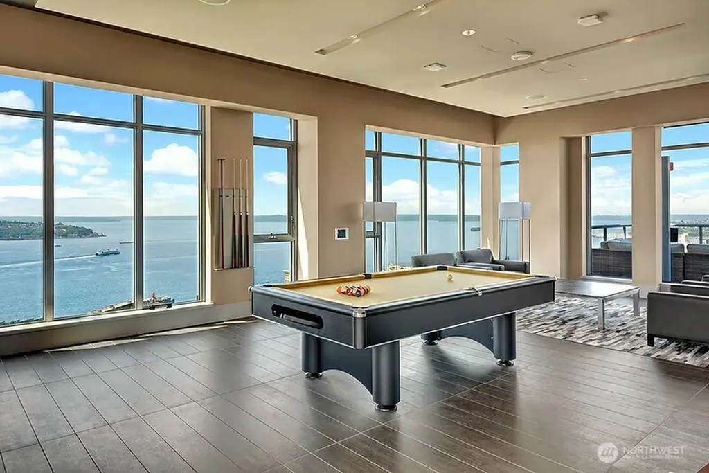583 Battery Street Seattle WA 98121