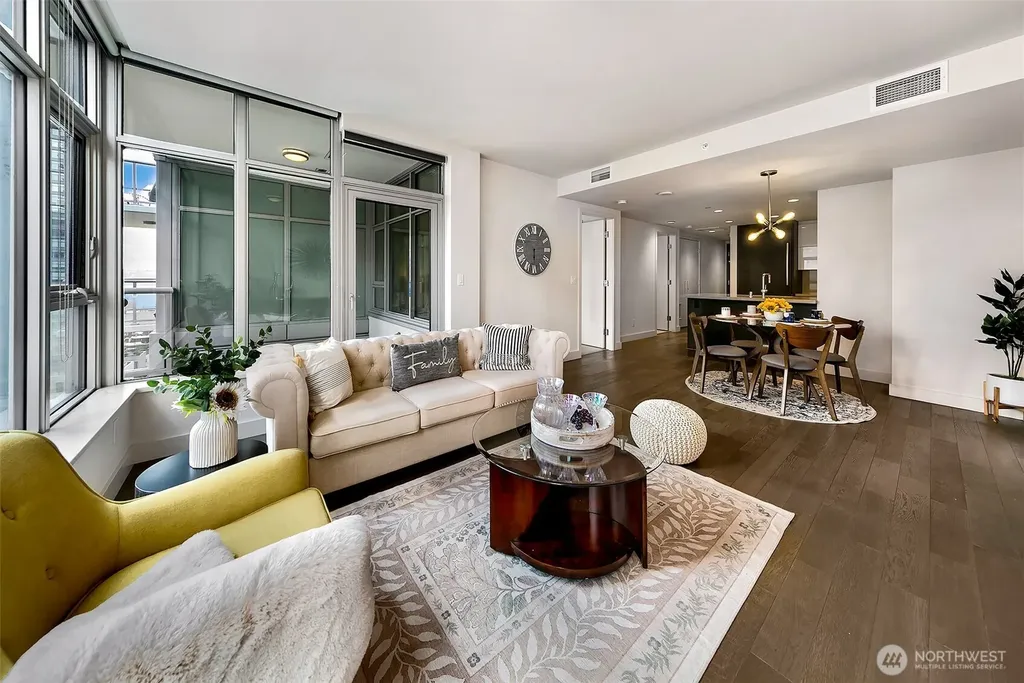 583 Battery Street Seattle WA 98121