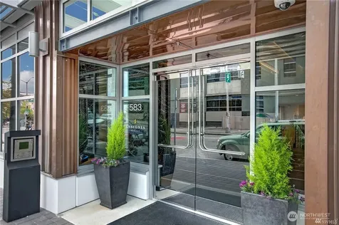 583 Battery Street Seattle WA 98121
