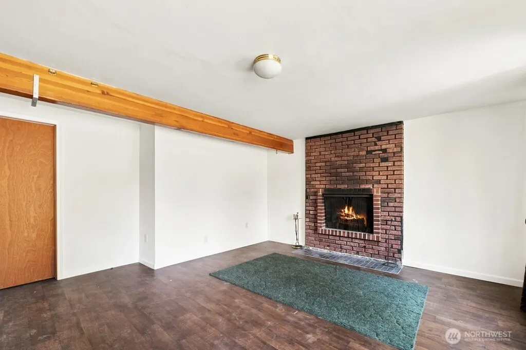 15432 SE 8th Street Bellevue WA 98007