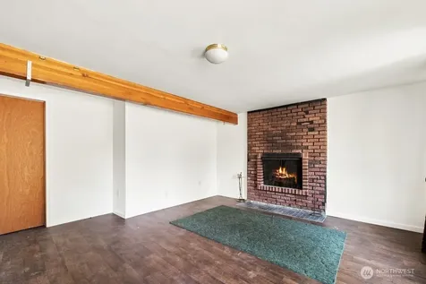 15432 SE 8th Street Bellevue WA 98007