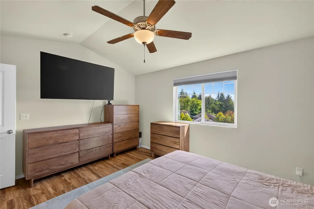 1477 W Gateway Heights Loop Sedro Woolley WA 98284