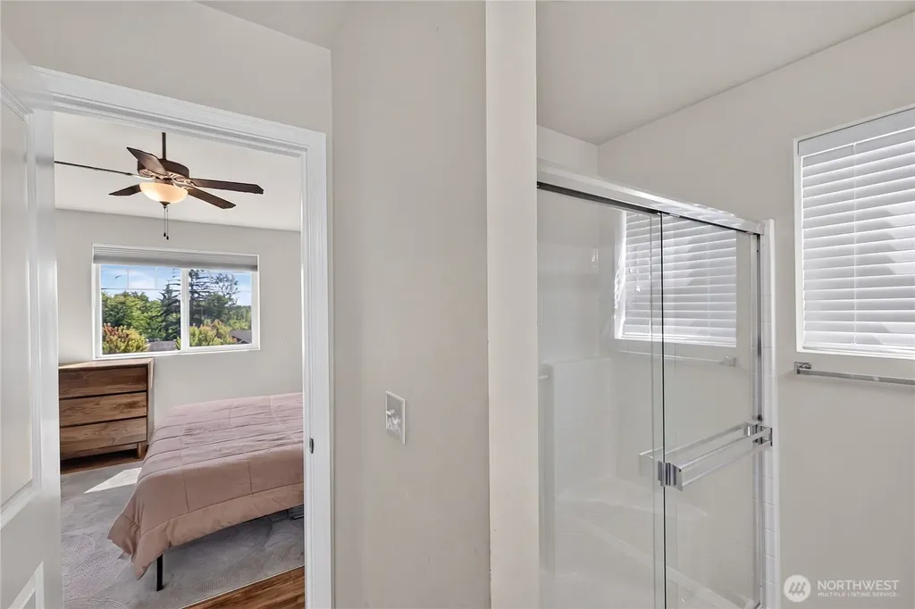1477 W Gateway Heights Loop Sedro Woolley WA 98284