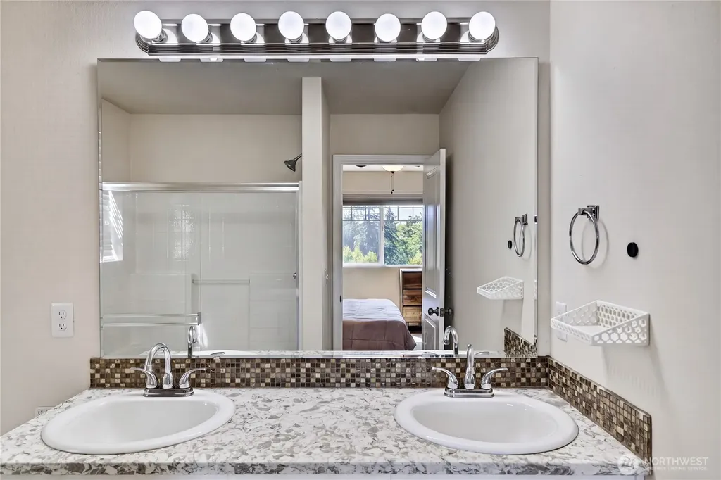 1477 W Gateway Heights Loop Sedro Woolley WA 98284