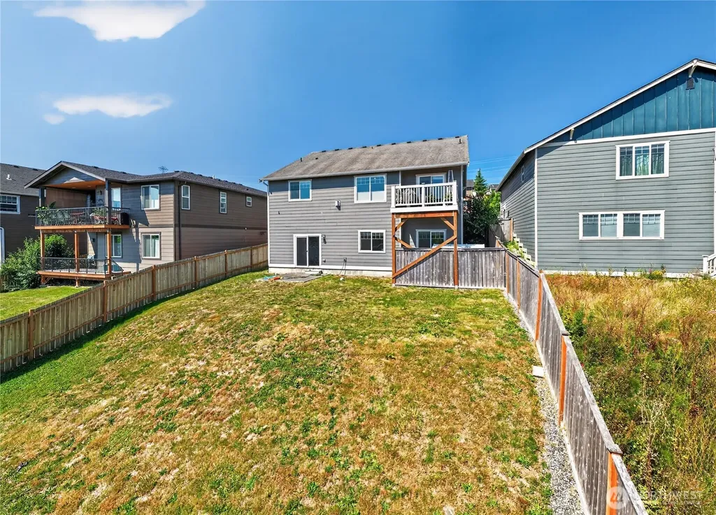 1477 W Gateway Heights Loop Sedro Woolley WA 98284