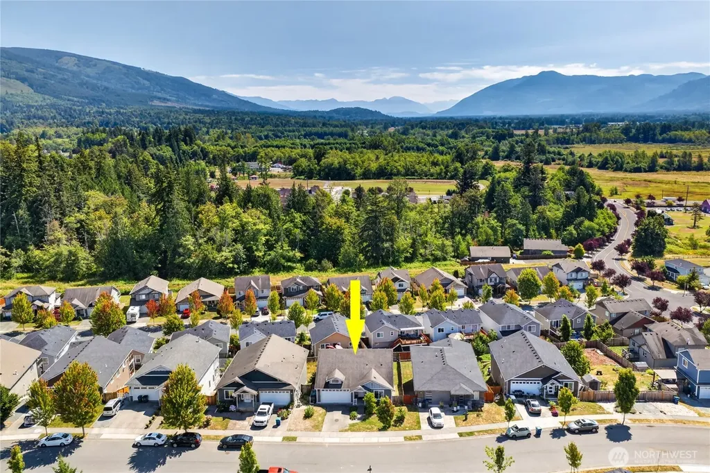 1477 W Gateway Heights Loop Sedro Woolley WA 98284