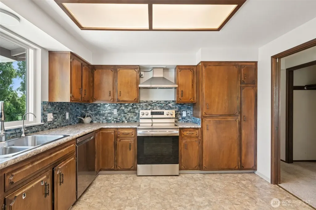 310 Libby Street Sequim WA 98382