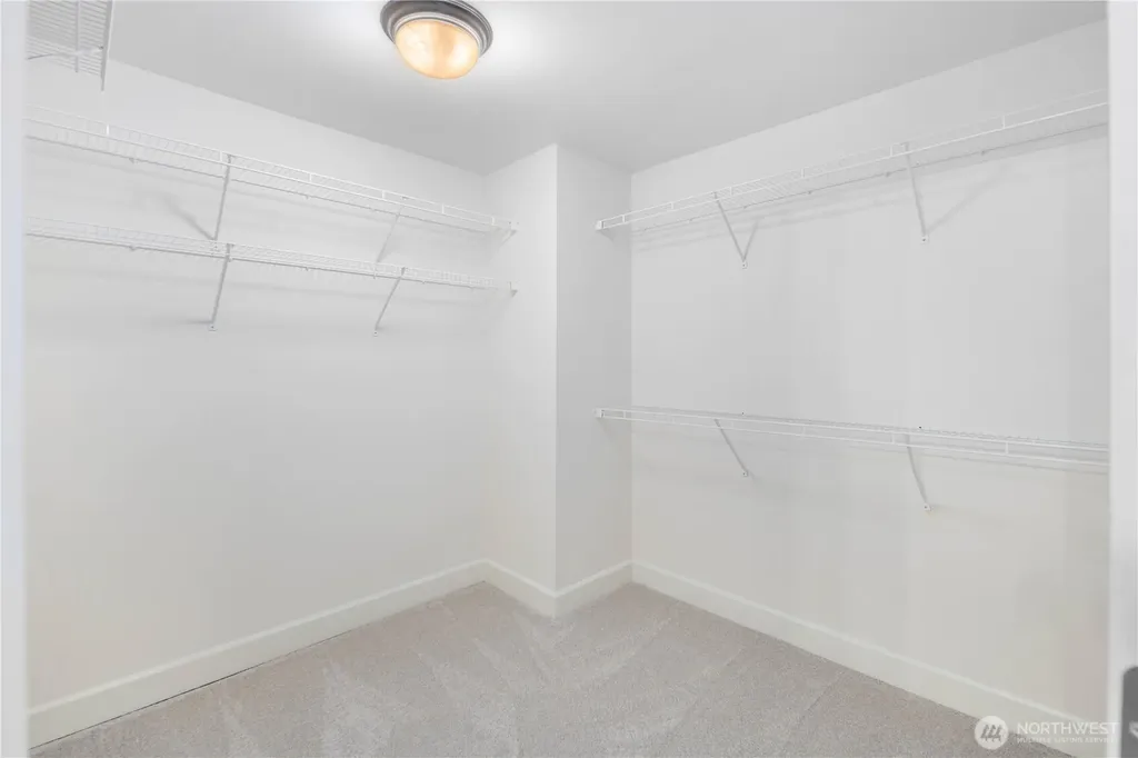 3117 222nd Court SE Sammamish WA 98075