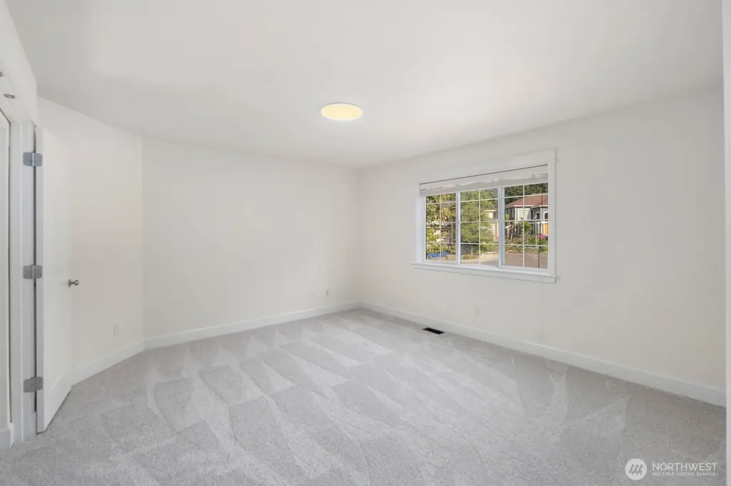 3117 222nd Court SE Sammamish WA 98075