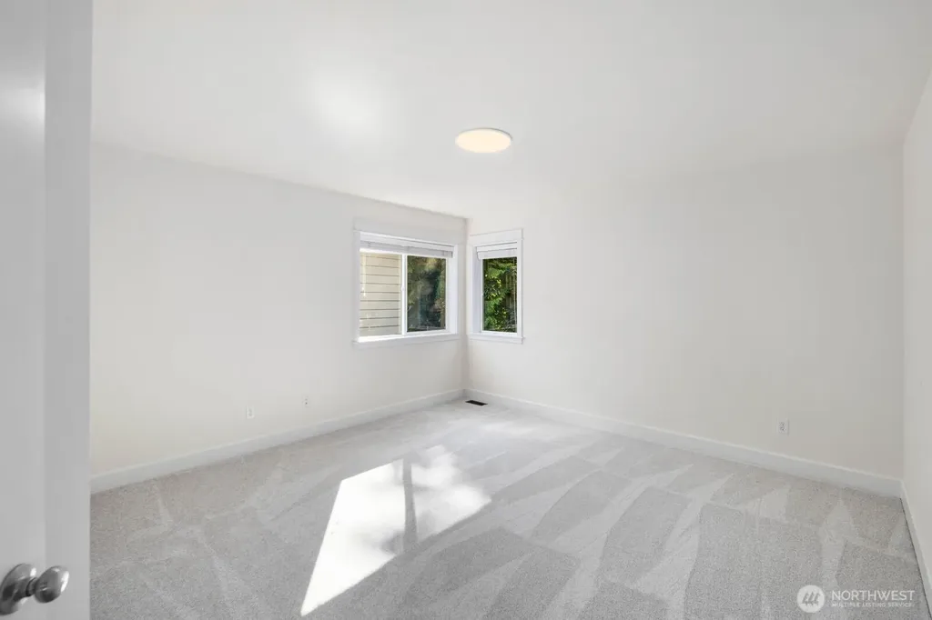 3117 222nd Court SE Sammamish WA 98075