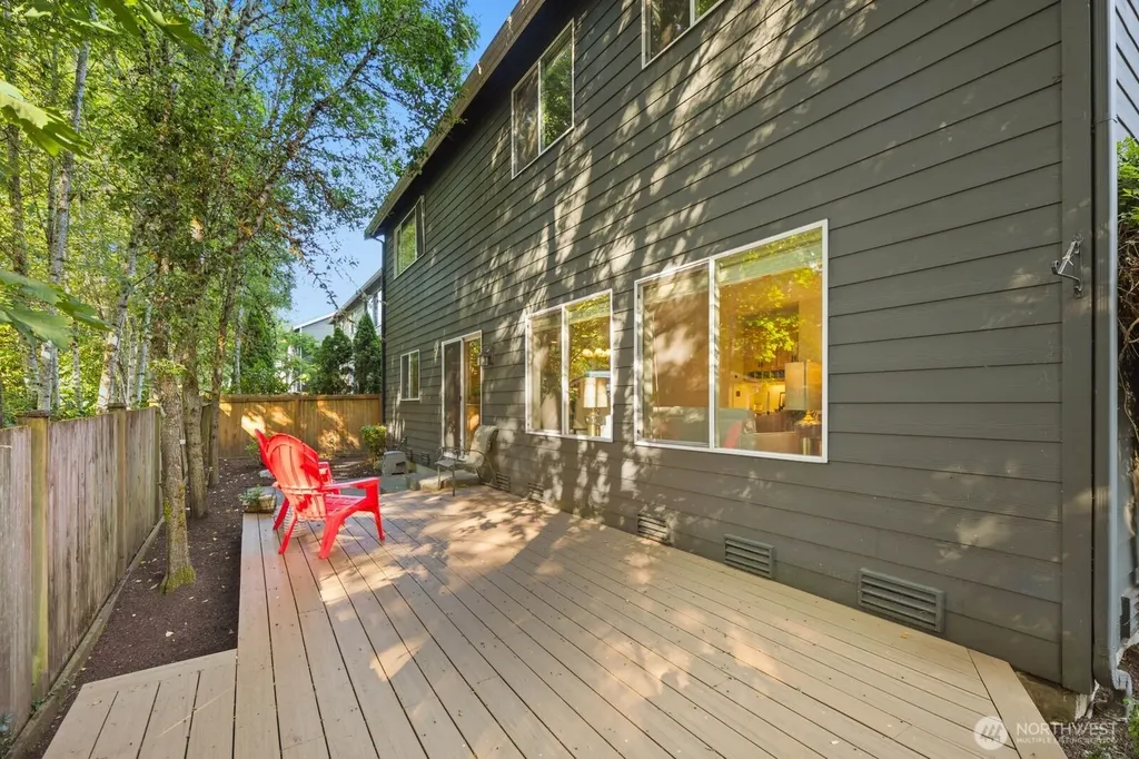 3117 222nd Court SE Sammamish WA 98075