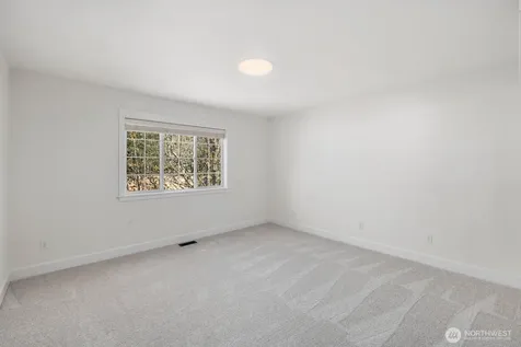 3117 222nd Court SE Sammamish WA 98075