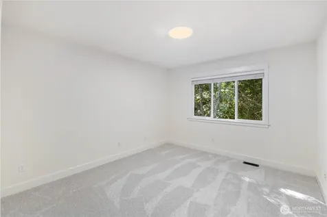 3117 222nd Court SE Sammamish WA 98075