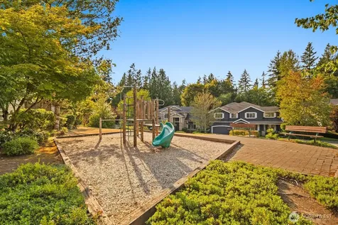 3117 222nd Court SE Sammamish WA 98075