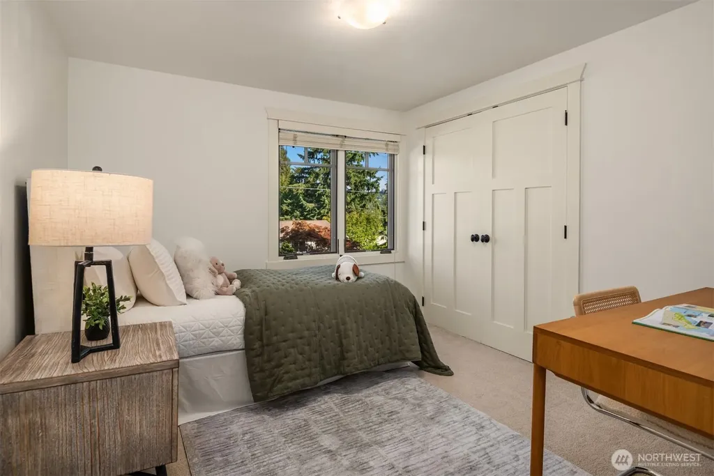 821 4th Street Kirkland WA 98033
