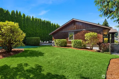 821 4th Street Kirkland WA 98033