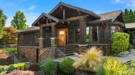 821 4th Street Kirkland WA 98033