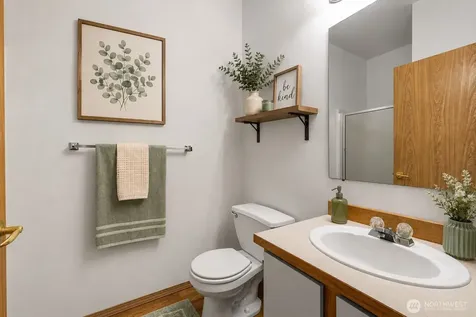 3426 Oakes Avenue Everett WA 98201