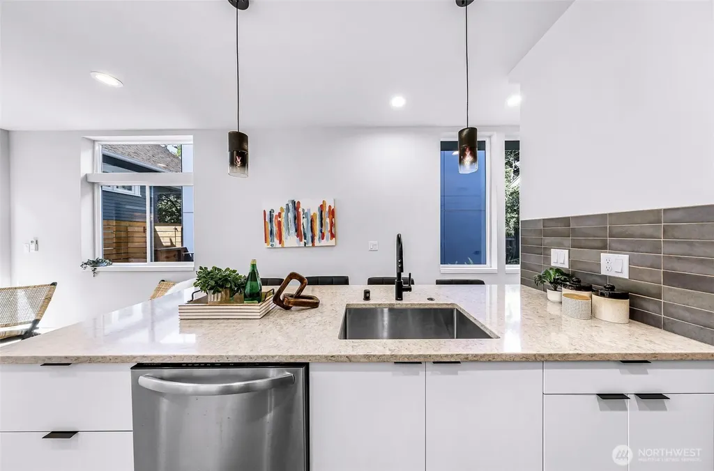4308 Wallingford Avenue N Seattle WA 98103