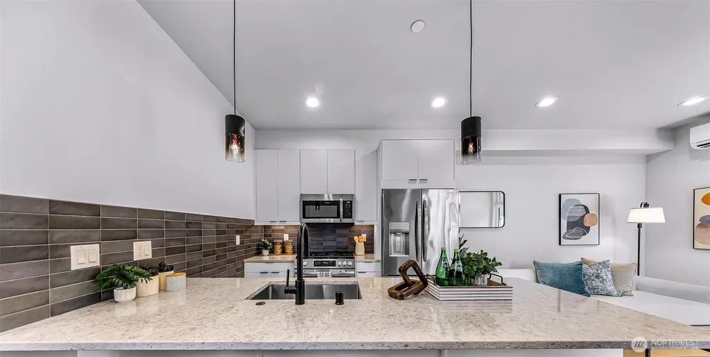 4308 Wallingford Avenue N Seattle WA 98103