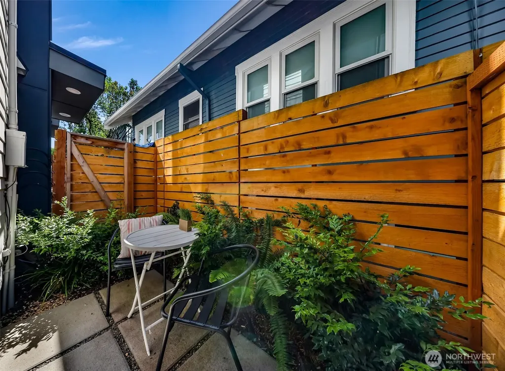 4308 Wallingford Avenue N Seattle WA 98103