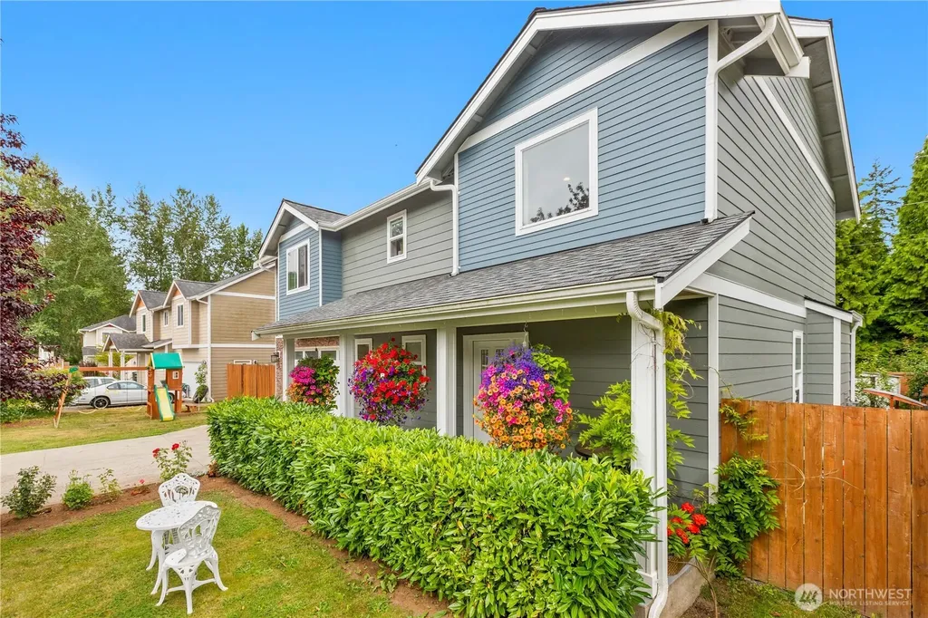 8254 Breeze Loop Blaine WA 98230