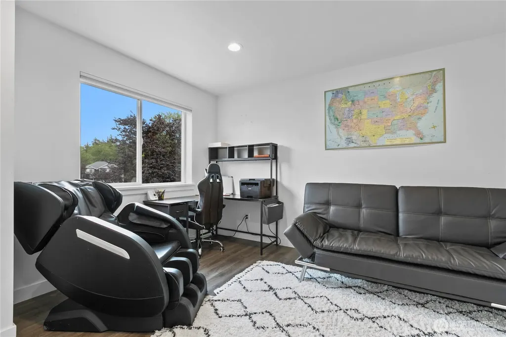 8254 Breeze Loop Blaine WA 98230