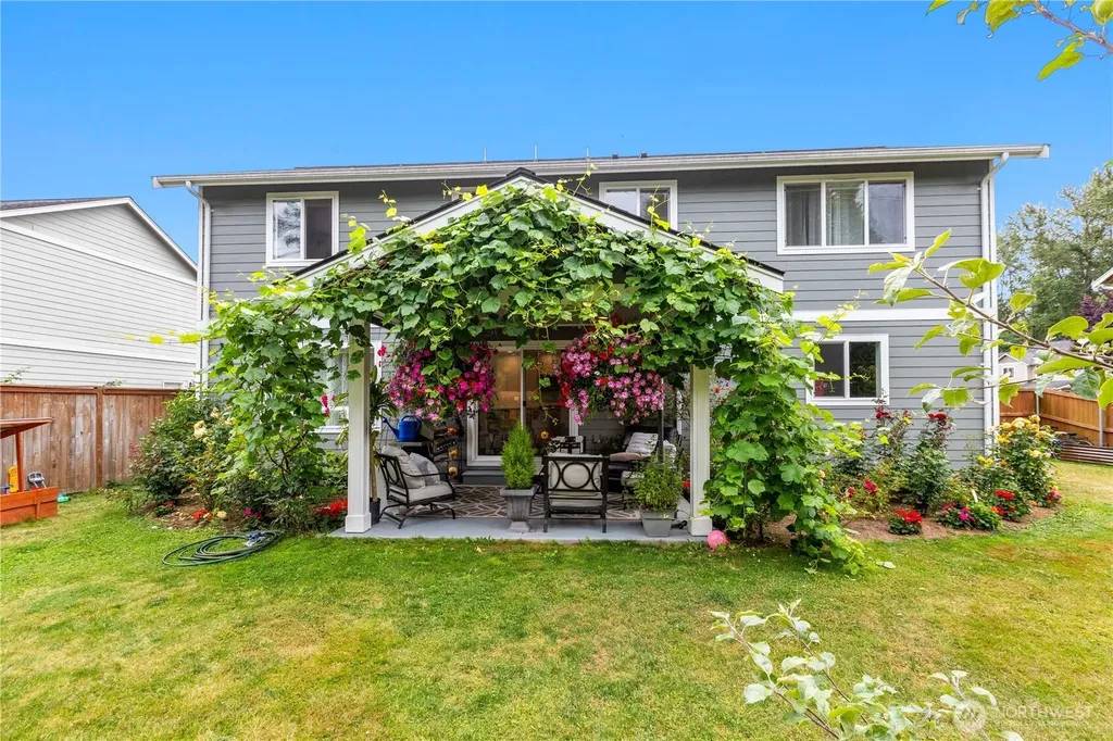 8254 Breeze Loop Blaine WA 98230
