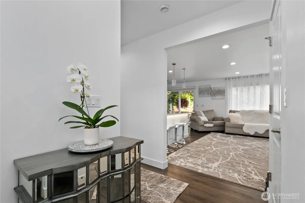8254 Breeze Loop Blaine WA 98230