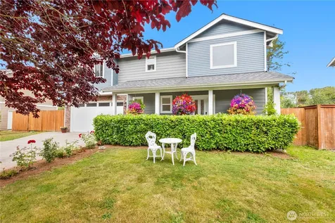 8254 Breeze Loop Blaine WA 98230