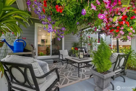 8254 Breeze Loop Blaine WA 98230