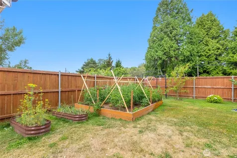 8254 Breeze Loop Blaine WA 98230