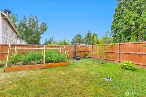 8254 Breeze Loop Blaine WA 98230