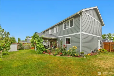 8254 Breeze Loop Blaine WA 98230