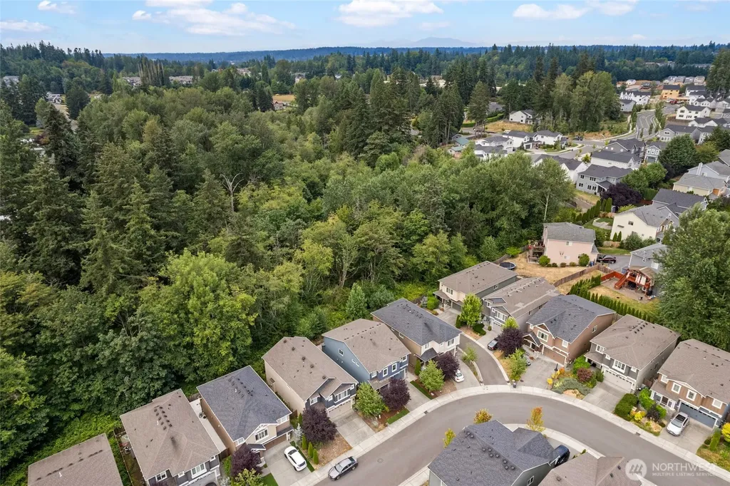 8442 NE 203rd Place Bothell WA 98011