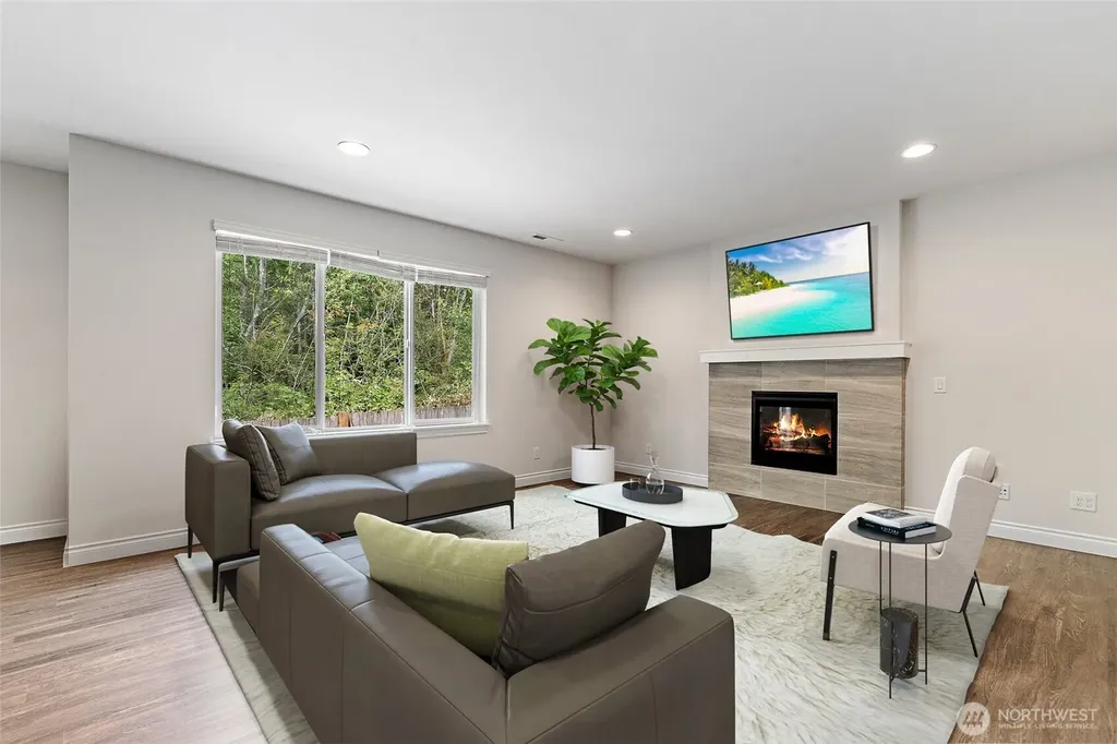 8442 NE 203rd Place Bothell WA 98011