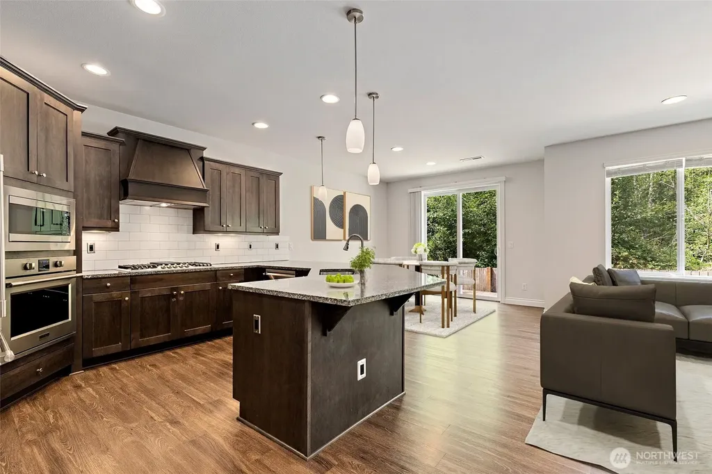 8442 NE 203rd Place Bothell WA 98011