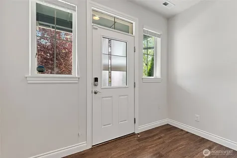 8442 NE 203rd Place Bothell WA 98011