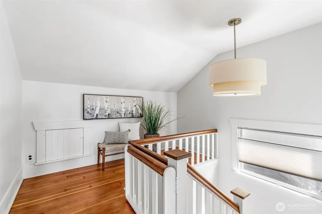 1928 9th Avenue W Seattle WA 98119