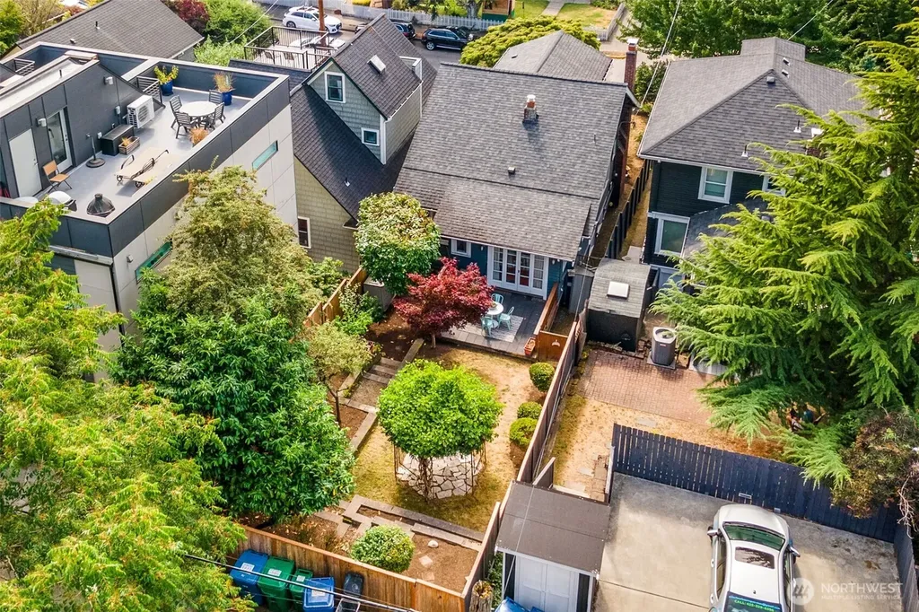 1928 9th Avenue W Seattle WA 98119