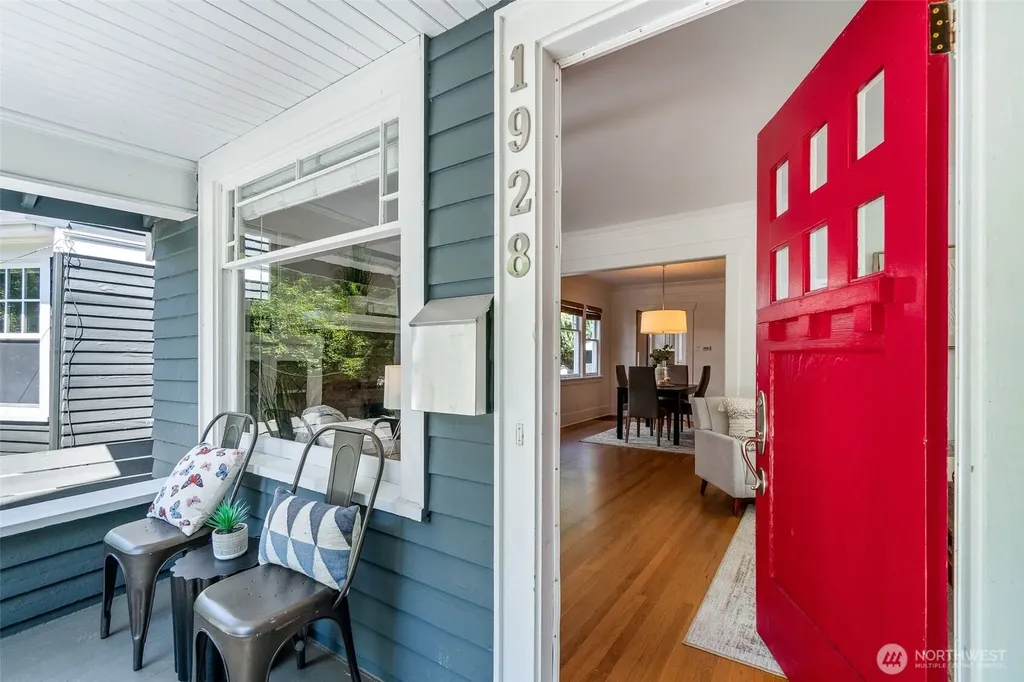 1928 9th Avenue W Seattle WA 98119