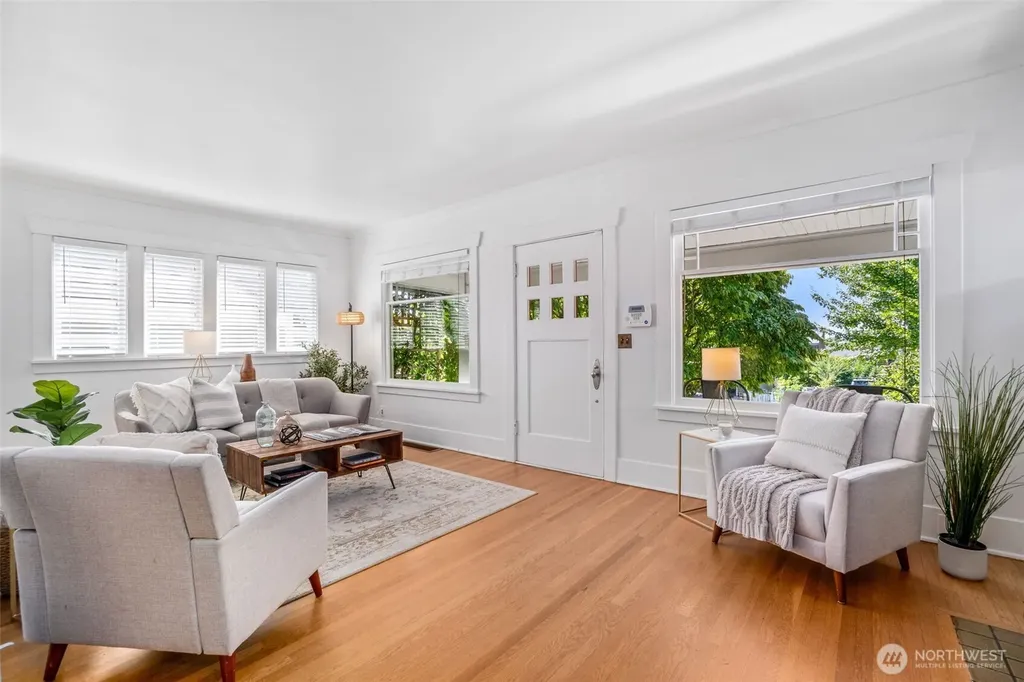 1928 9th Avenue W Seattle WA 98119